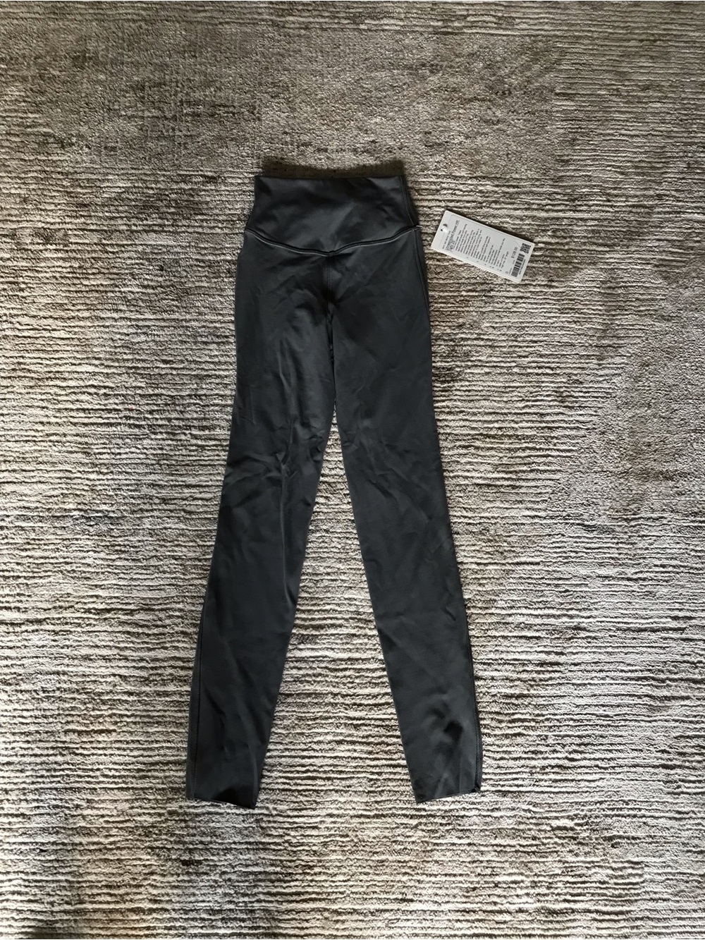 Lululemon Unrestricted Power HR Tight, size 0